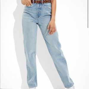 American Eagle baggy mom jeans